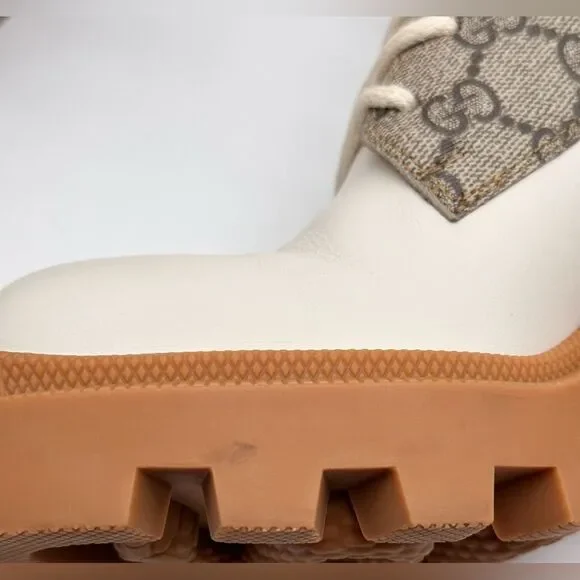 Gucci Cream and Tan Heeled Boots - Picture 5 of 14